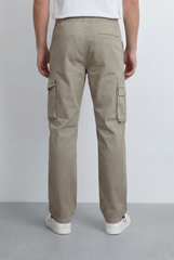 Men’s Cargo Pants Featuring Utility Side Pockets