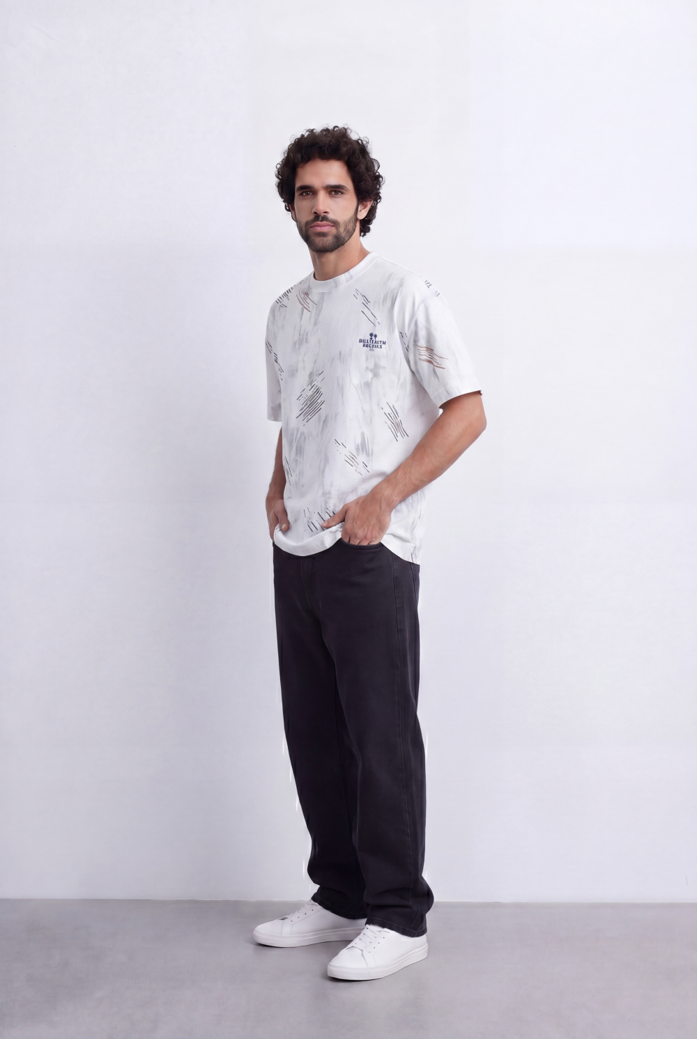 Men’s T-Shirt Brush Wash Effect Scribble Print
