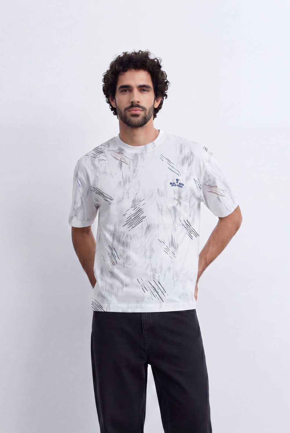 Men’s T-Shirt Brush Wash Effect Scribble Print