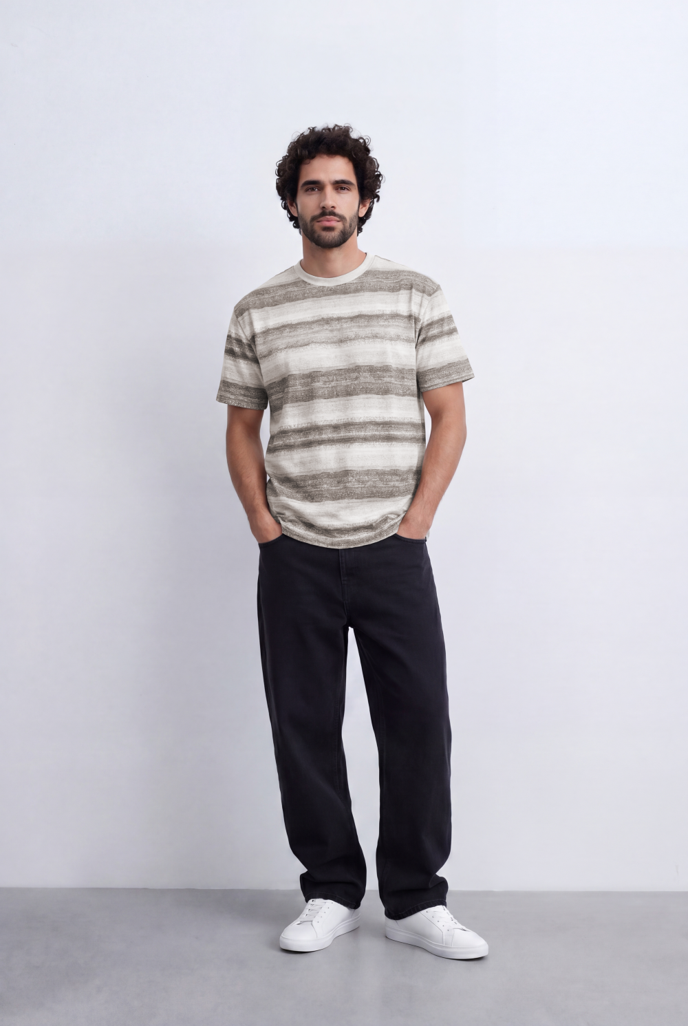 Men’s Brush Stripe T-Shirt Textured Horizontal Pattern