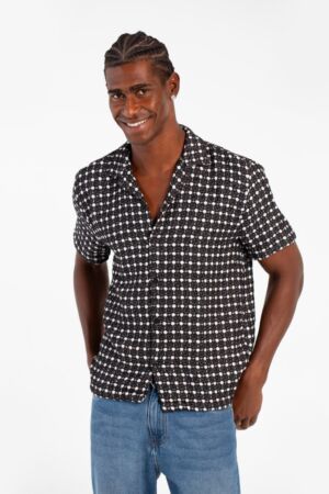 Dotted Short Sleeve Slim Fit Shirt In Modern Design