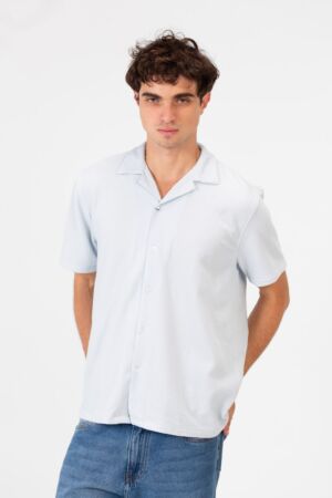 Short Sleeved Slim Fit Shirt Modern Design With Breathable Material