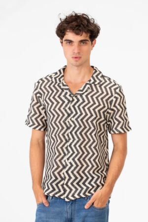 Slim Fit Short Sleeve Mesh Shirt With Breathable High Quality Material